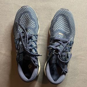 EUC Reebok Floatride Shoes size 8.5